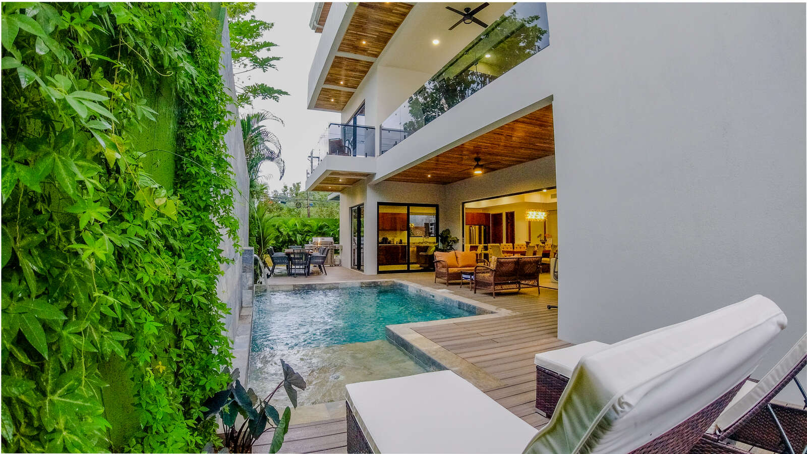 Casa Rio Mar Villa 1 exterior and pool