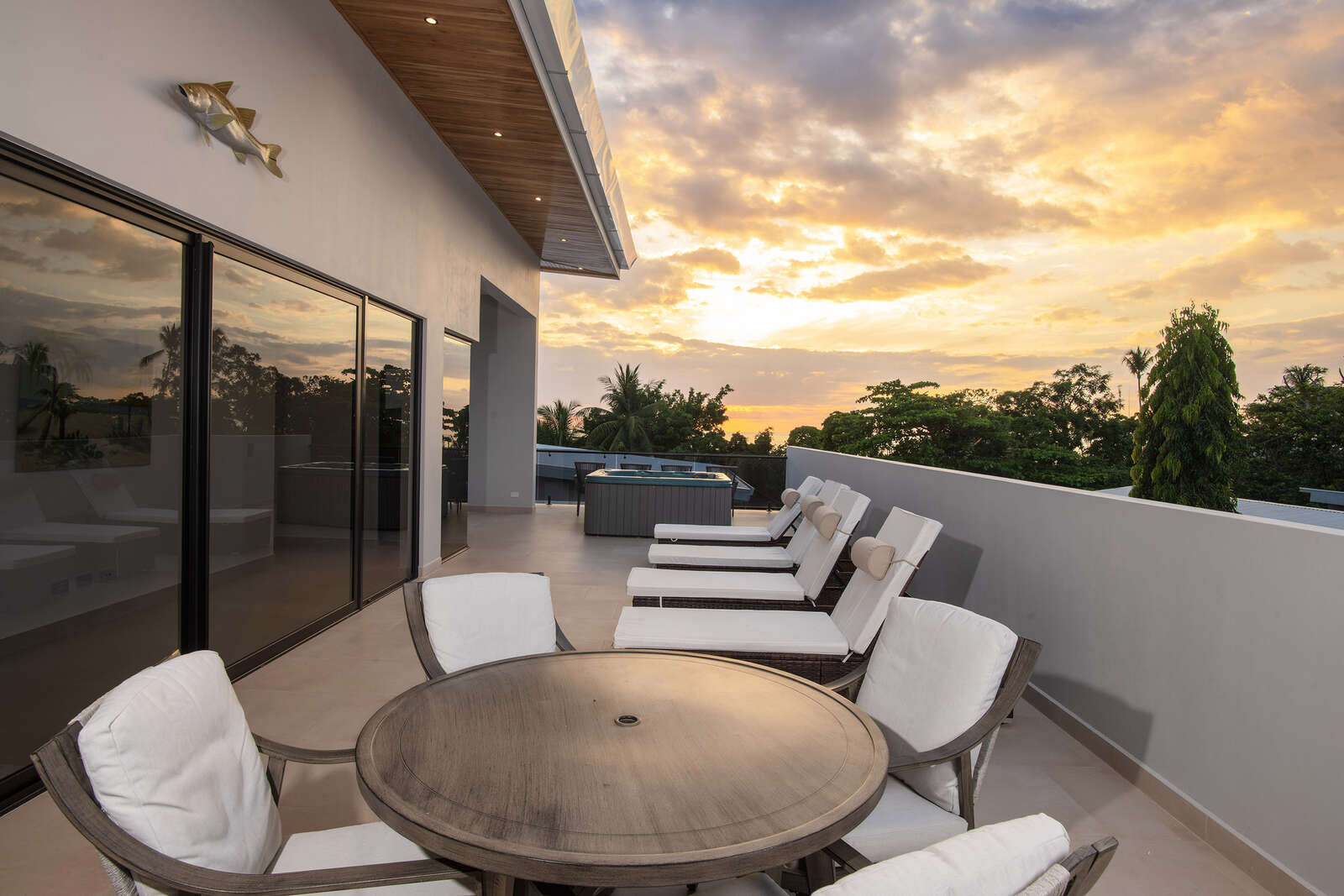 Casa Rio Mar Villa 1 exterior and pool