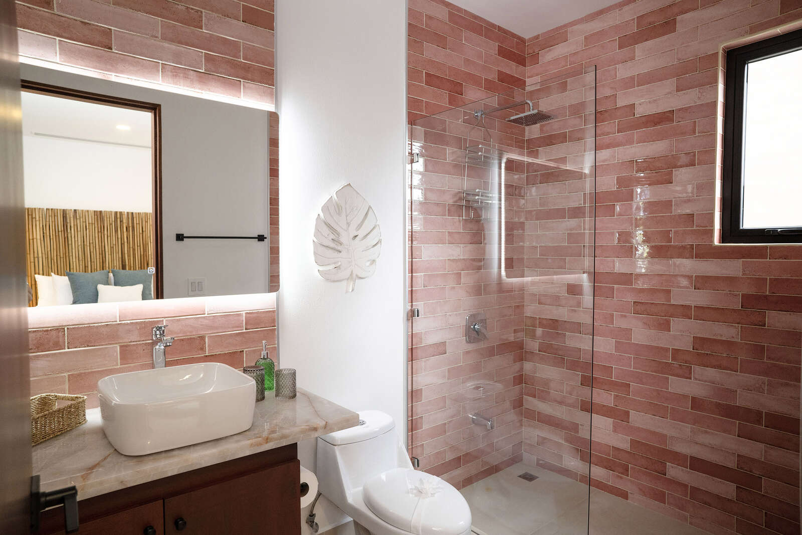 Casa Rio Mar Villa 1 exterior and pool