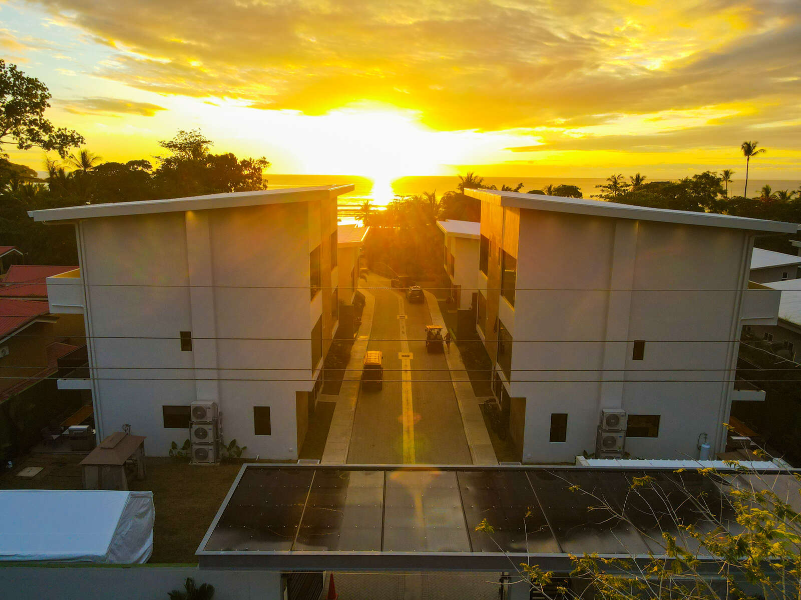 Casa Rio Mar Villa 1 exterior and pool