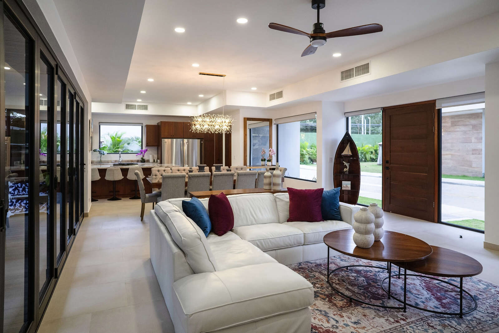 Casa Rio Mar Villa 1 exterior and pool