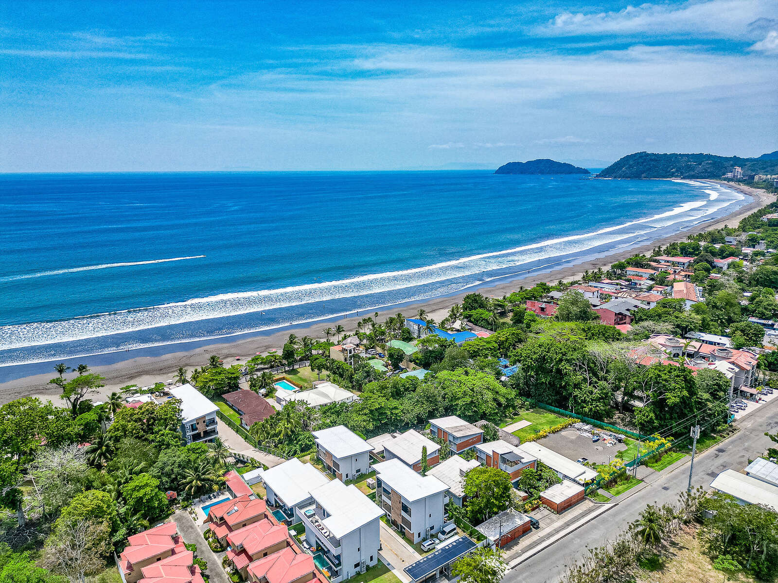 Villa 2 pool and terrace