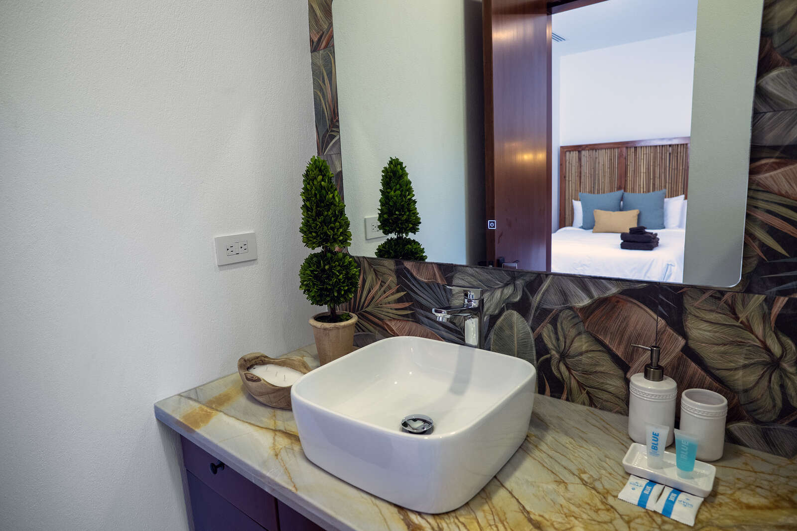 Exterior of Casa Rio Mar Villa 3